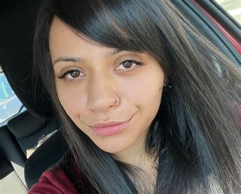 nixlynka|@Nixlynka .